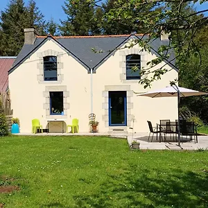 La Maison Au Coeur De La Foret Hébergement de vacances Rosporden